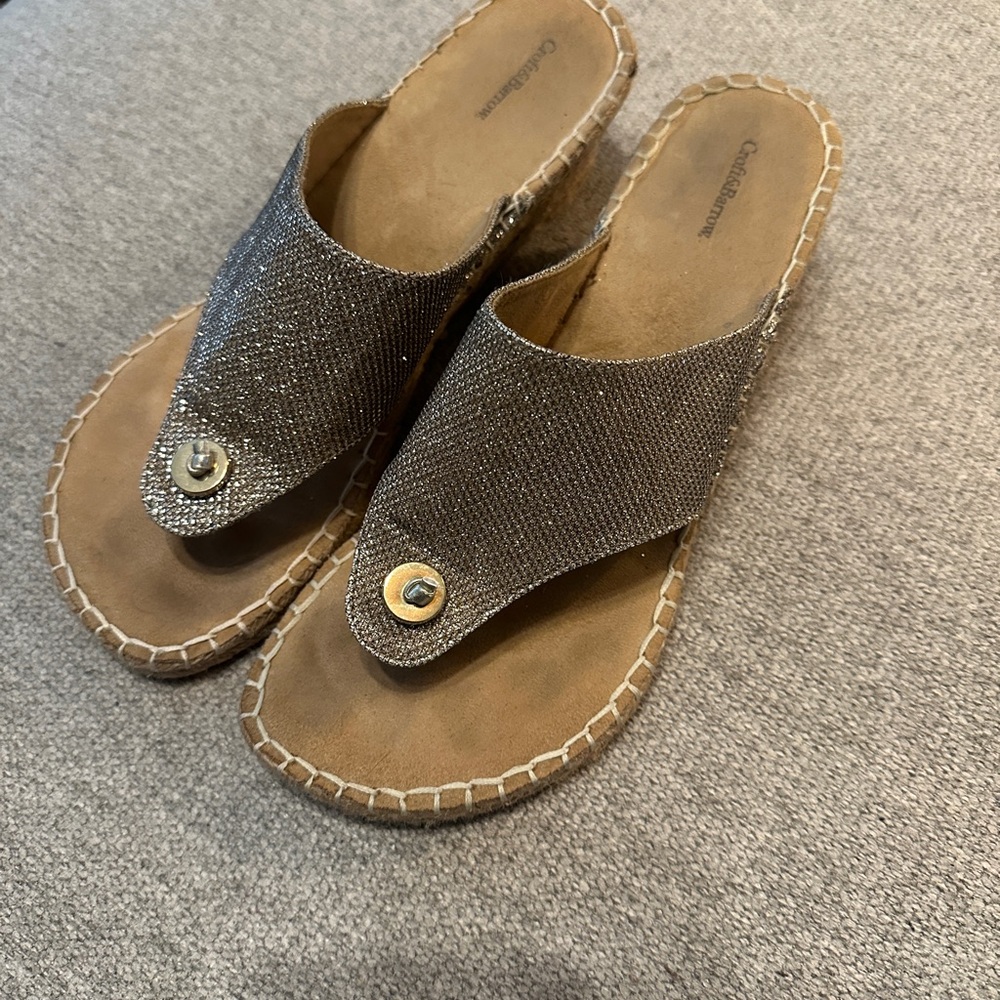 Croft & Barrow sz 9 Casual Shiny Golden Brown Sandals